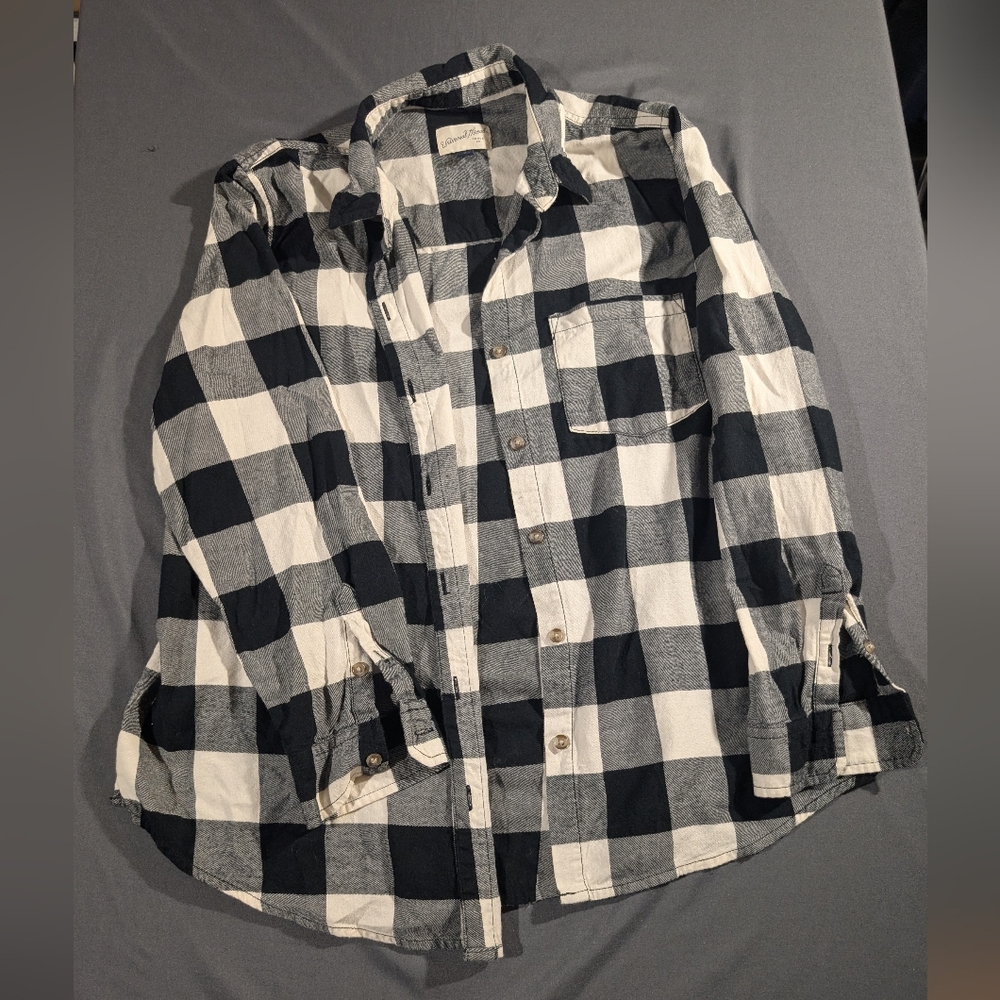 Universal Thread Black and White Checkered Shirt